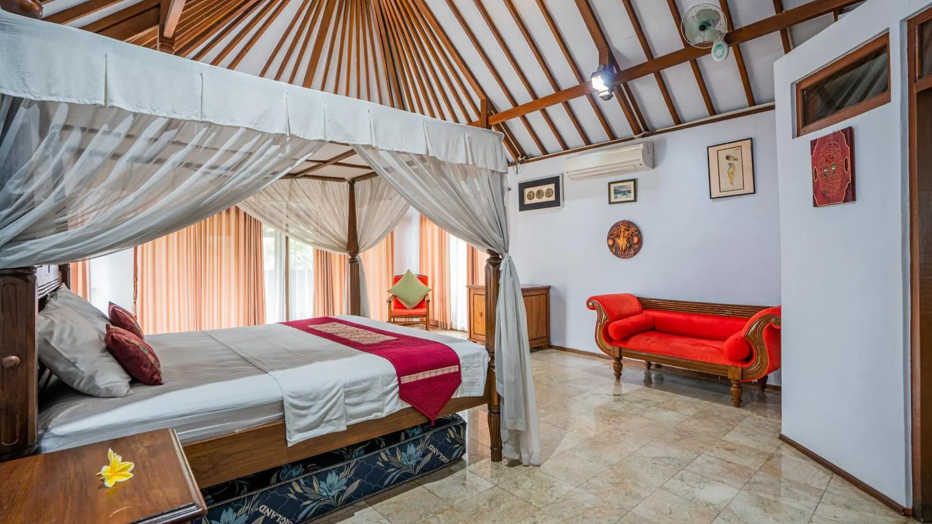 Nipper Villa - Spacious 5Br In Canggu 0*, Canggu (Bali)