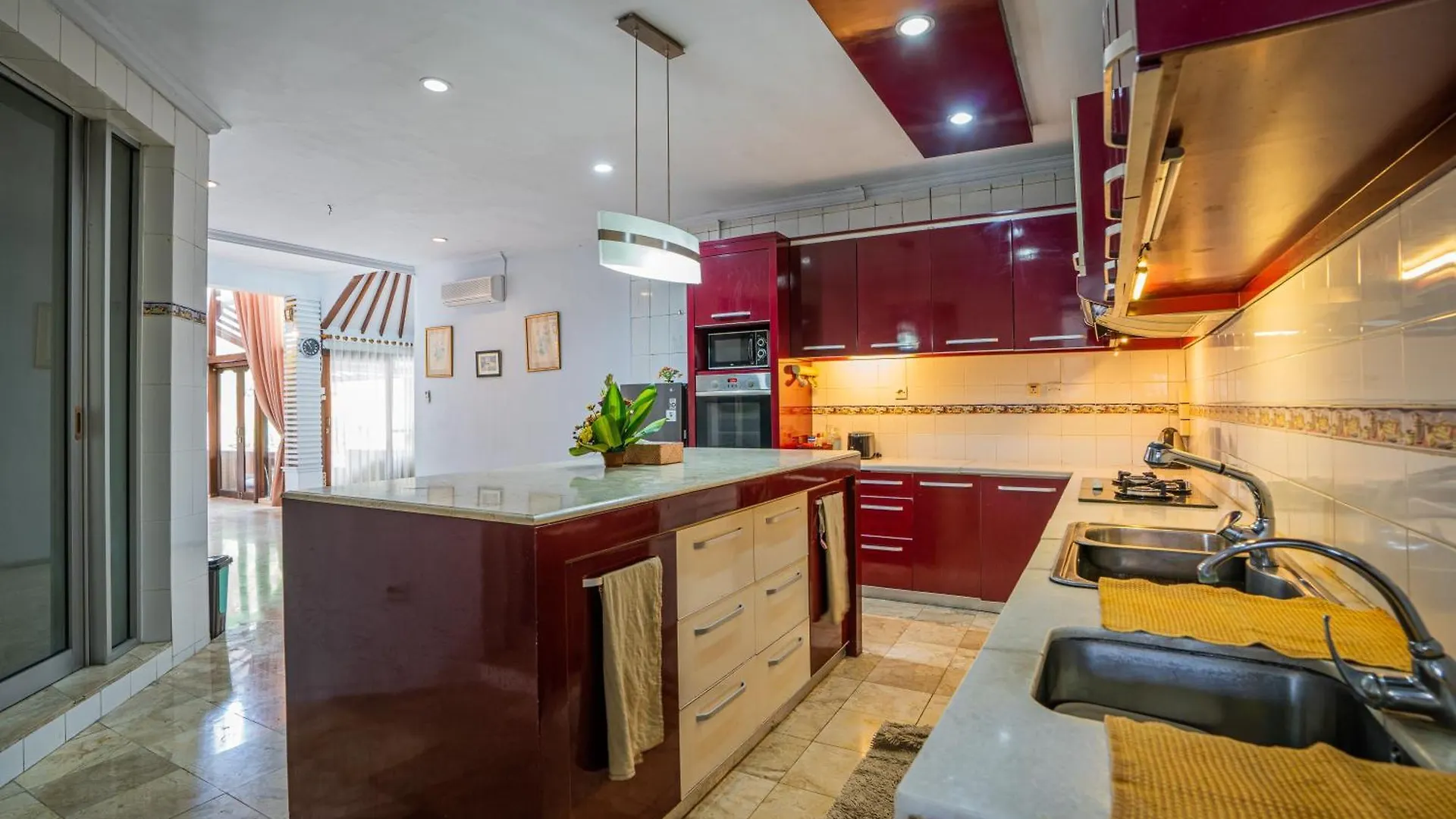 Nipper Villa - Spacious 5Br In Canggu Indonesia
