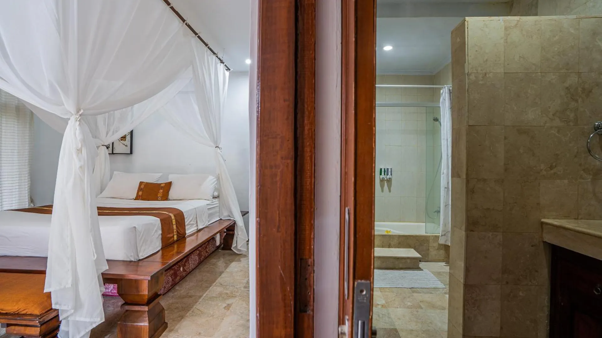 Nipper Villa - Spacious 5Br In Canggu Canggu (Bali)