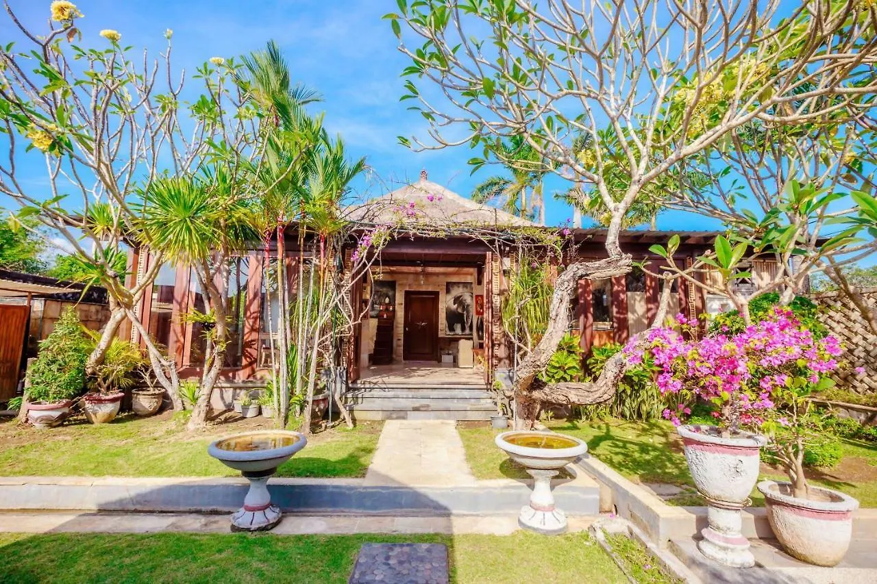 Nipper Villa - Spacious 5Br In Canggu 0*, Canggu (Bali)
