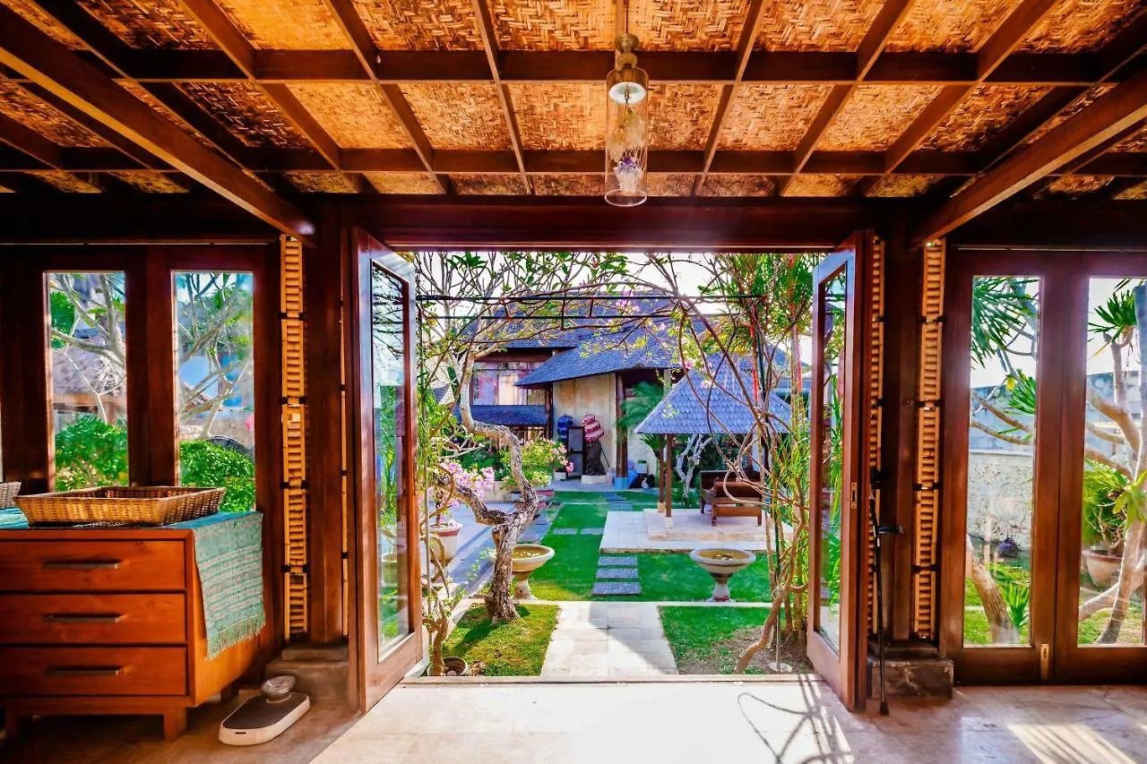Nipper Villa - Spacious 5Br In Canggu Indonesia