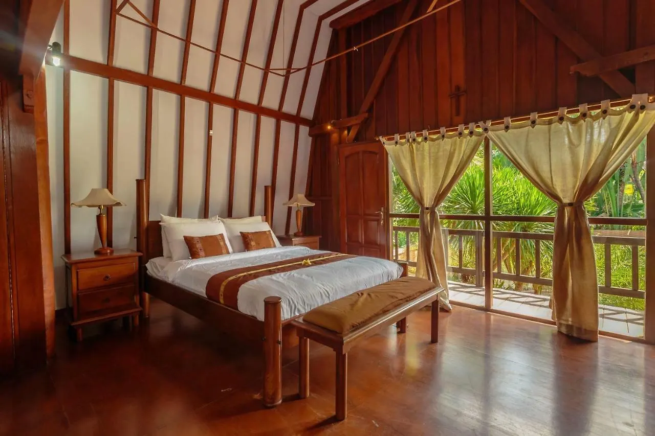 Nipper Villa - Spacious 5Br In Canggu  Canggu (Bali)